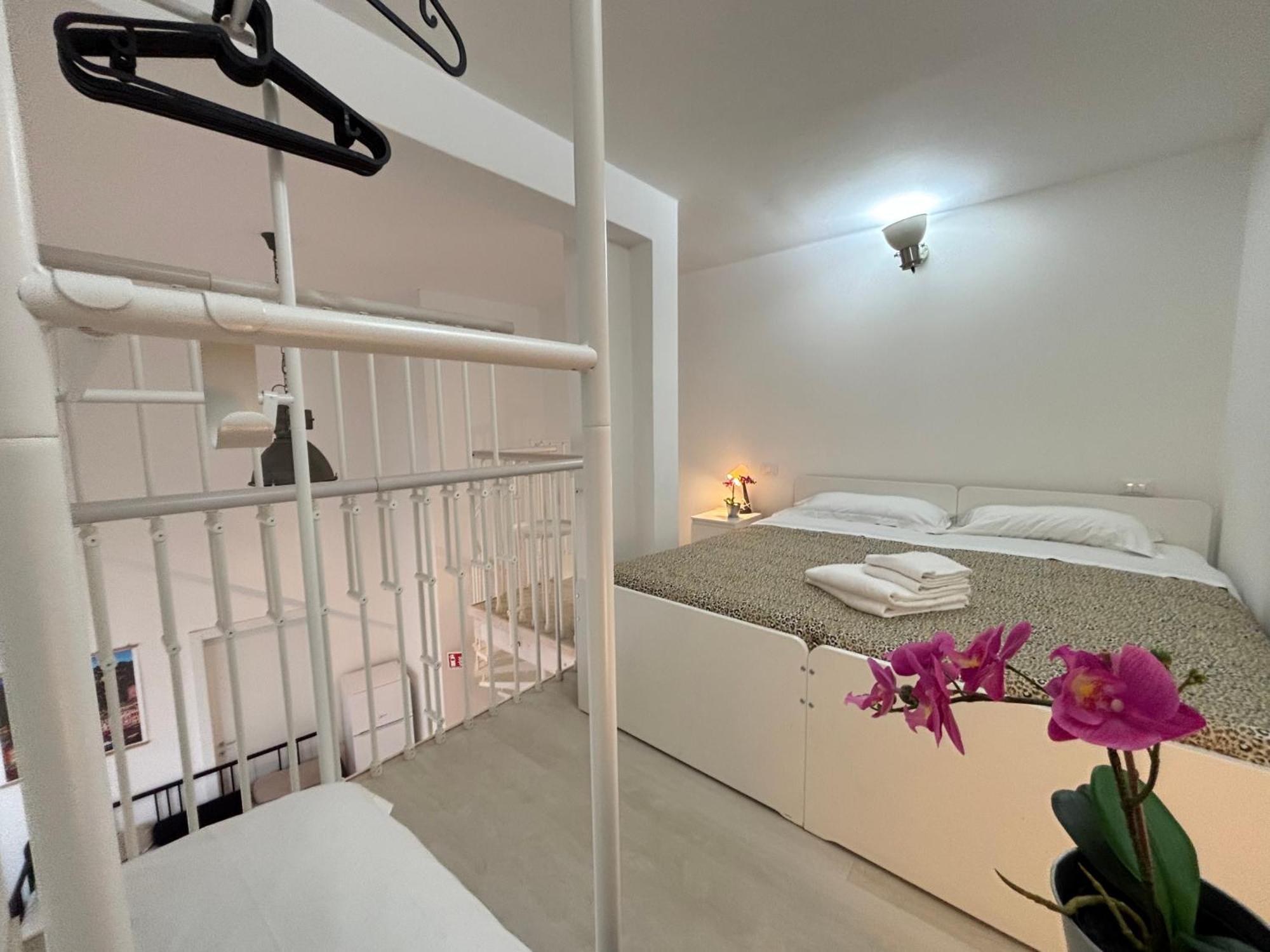 8 Lofts - Apartments - 1 La Spezia Extérieur photo